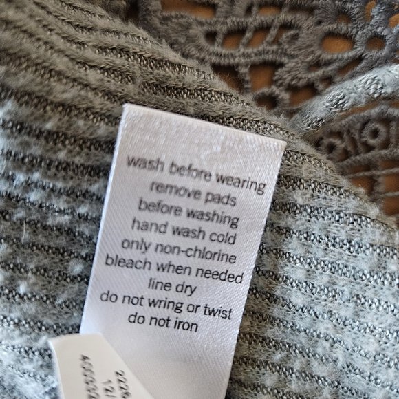 Mudd Halter Top Size Medium - Picture 6 of 6